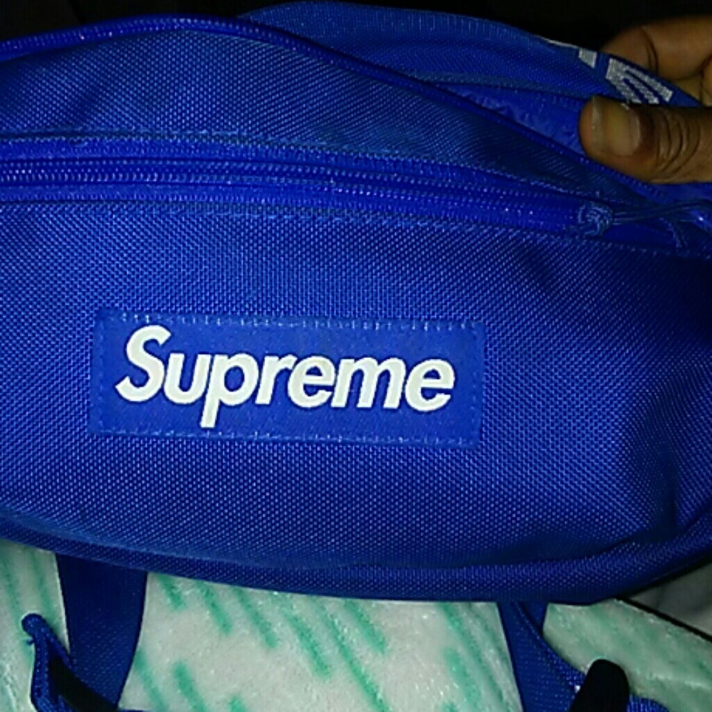 Supreme fannypack